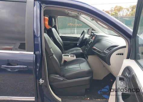 2014 Chrysler Town & Country Touring from USA, damaged, VIN 2C4RC1BG8ER364436